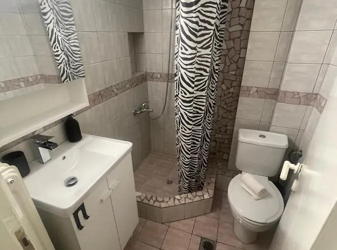 The Nest * Tesalónica